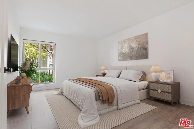 Building Photo - 23665 Park Capri