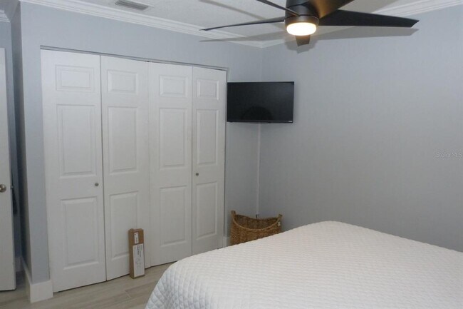 Building Photo - 2700 Bayshore Blvd