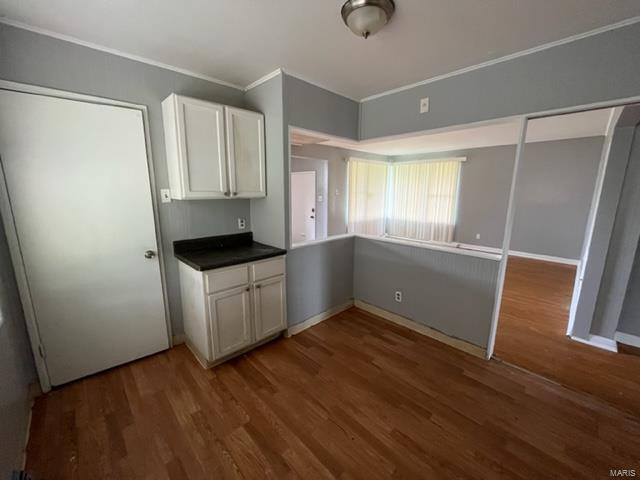 Building Photo - 2228 Lovett Dr