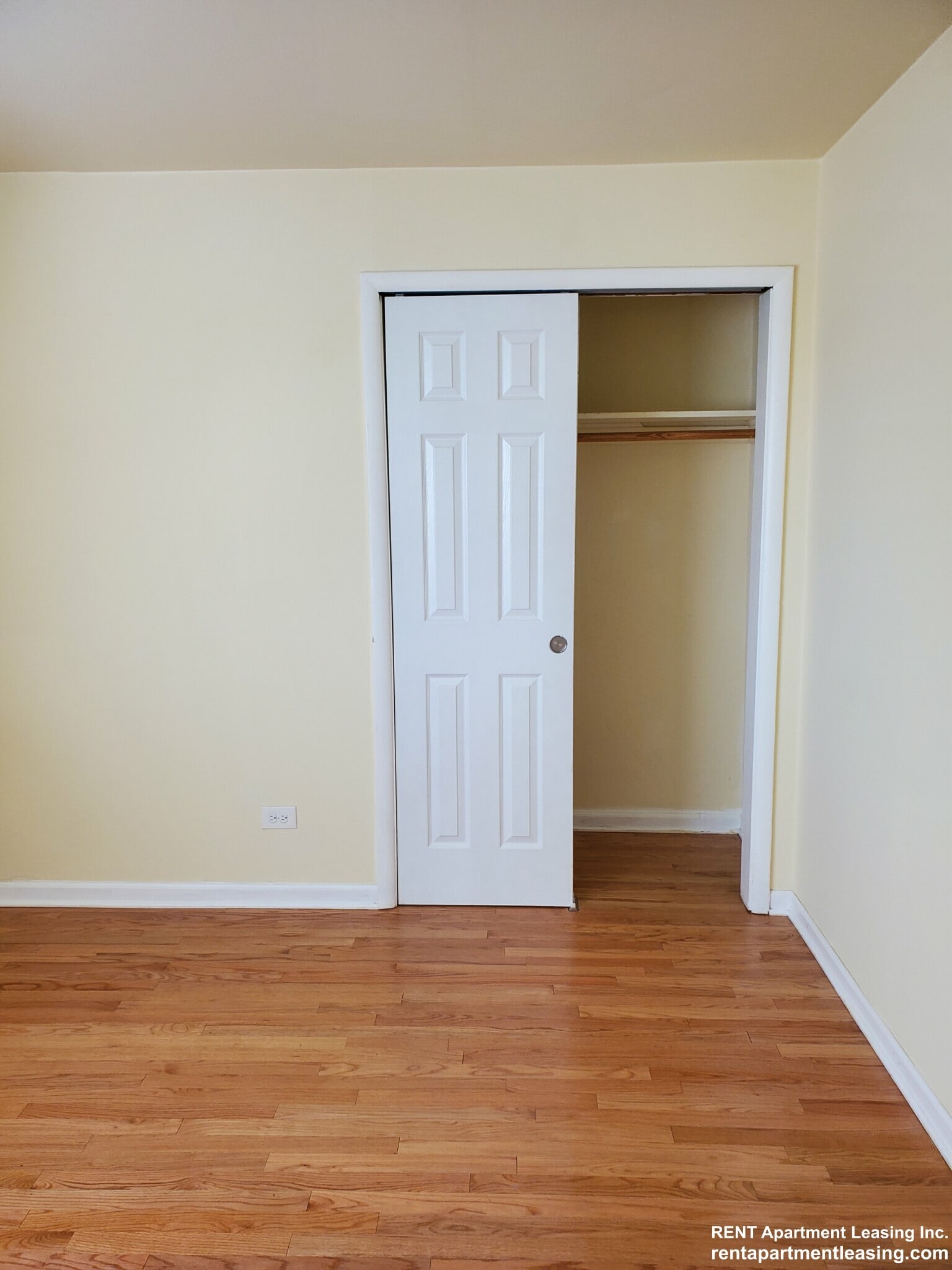 Building Photo - 8504 Waukegan Rd