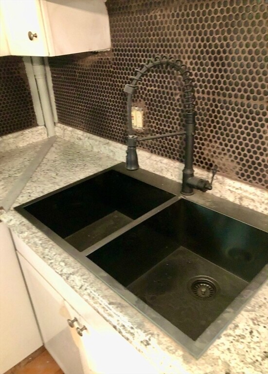 Building Photo - 8 Eastburn Pl