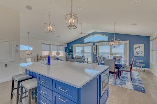 Building Photo - 154 Sand Hill Cove Rd