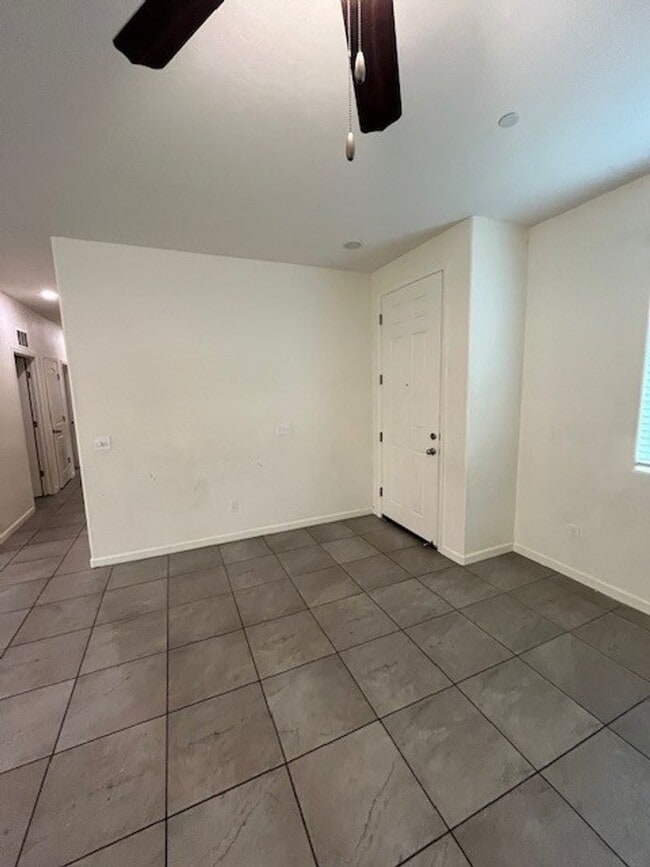 Building Photo - Coming Soon!