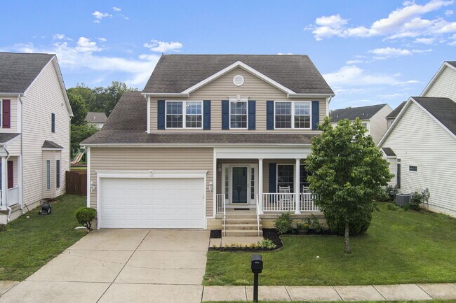 Building Photo - Welcome home to this well-maintained 4-bed...