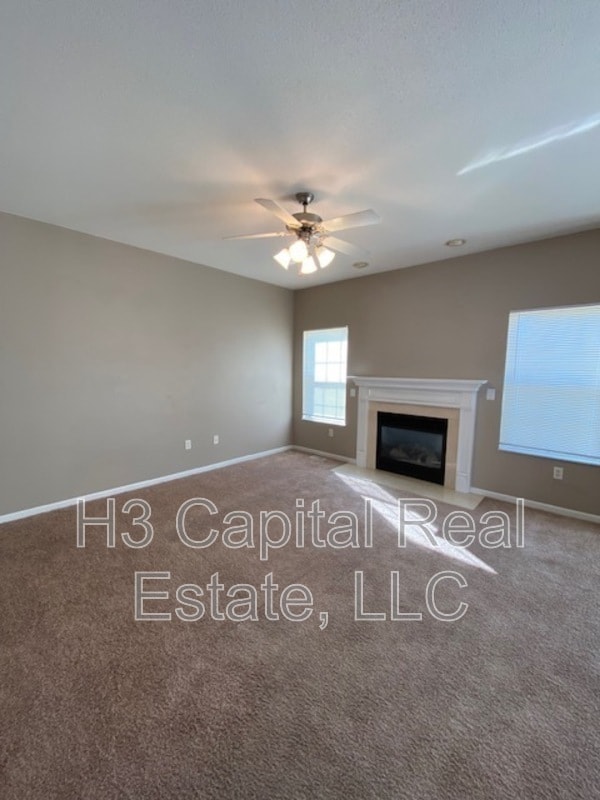 Building Photo - 621 Titan Dr