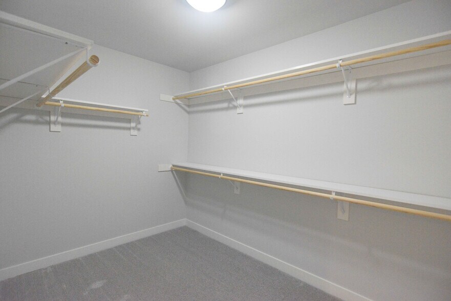 Building Photo - 4829 Suelo Rd