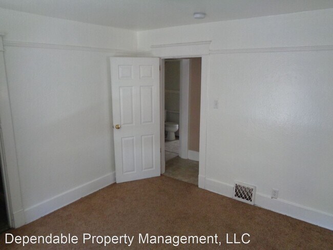 Building Photo - 6 br, 3 bath House - 1018 17th Street