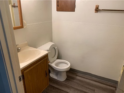 Building Photo - 614 1/2 N Gilbert St-