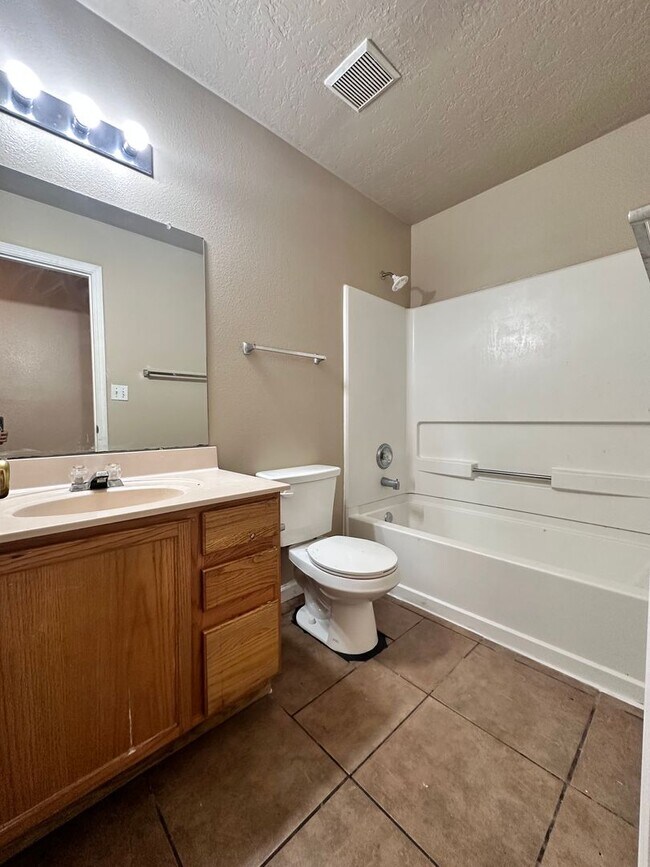 Building Photo - Coming Soon! 3 Bedroom 2 Bathroom with 2 Car Garage