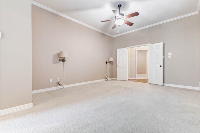 Building Photo - 1130 Wellshire Dr