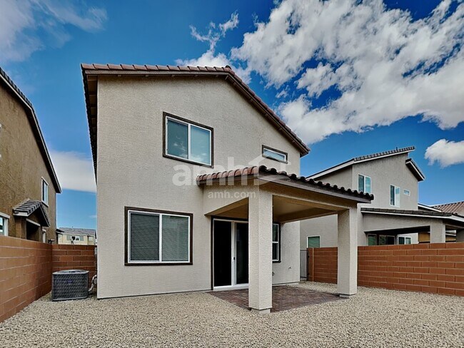 Building Photo - 583 Lotus Land Ave