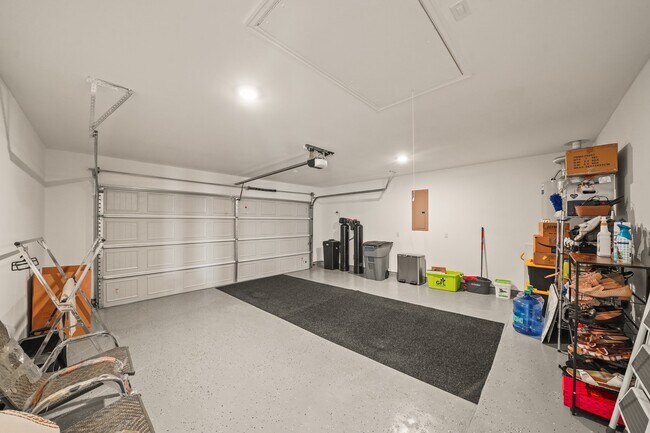 Building Photo - 3019 Live Springs Ct