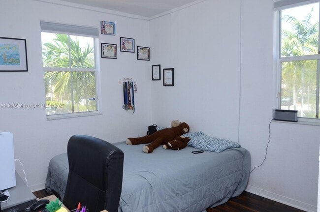 Building Photo - 12505 SW 124th Ct