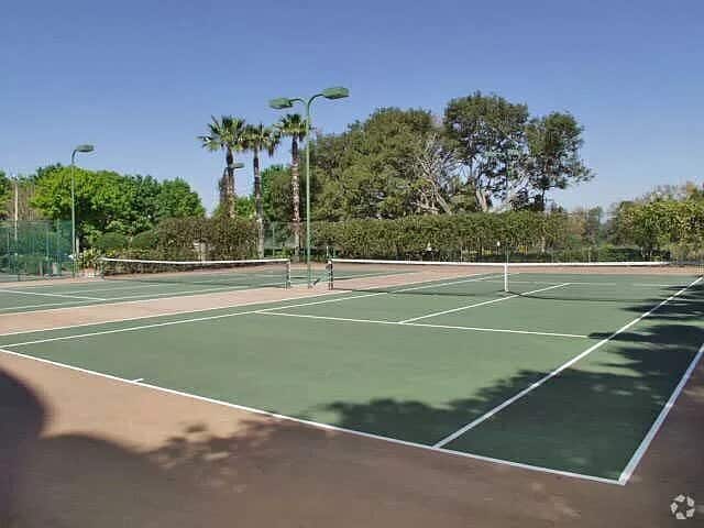 Building Photo - 8813 Latrec Ave