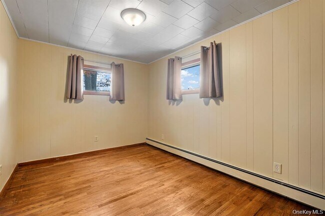 Building Photo - 7 Red Top Rd