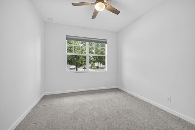 Building Photo - 1305 Haywagon Tr.