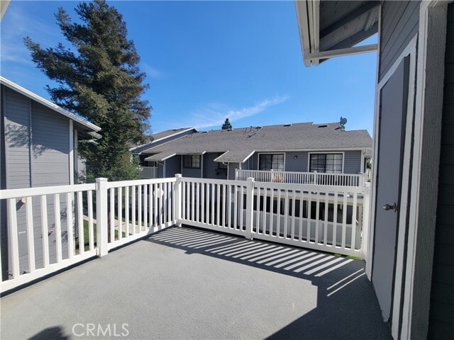 Building Photo - 260 Evergreen Ct