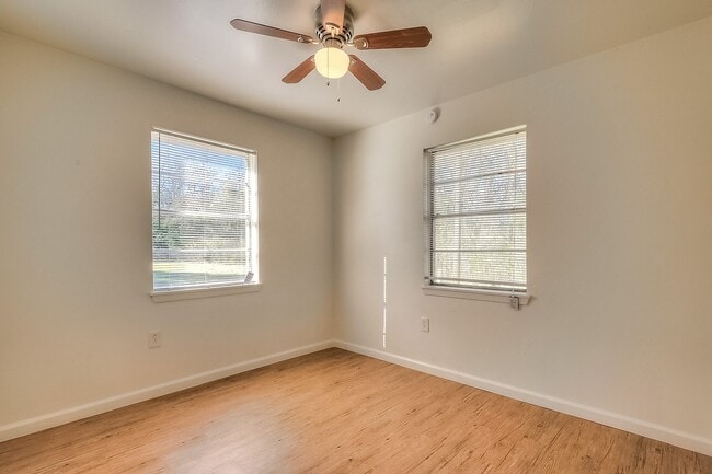 Building Photo - 3 Bedr/ 1 bath Beautiful Home in Texas City