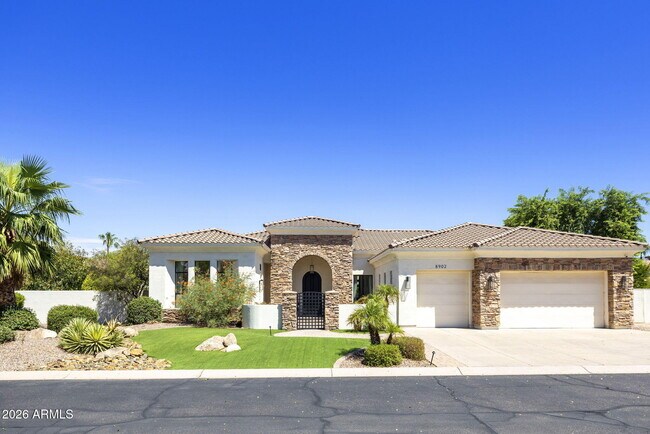 Building Photo - 8902 E Ann Way