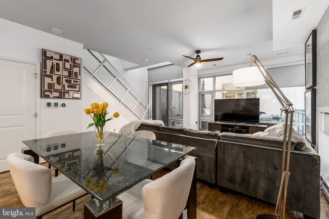 Building Photo - 6500 America Blvd