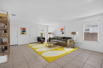 Building Photo - 5724 Rockrose Ln