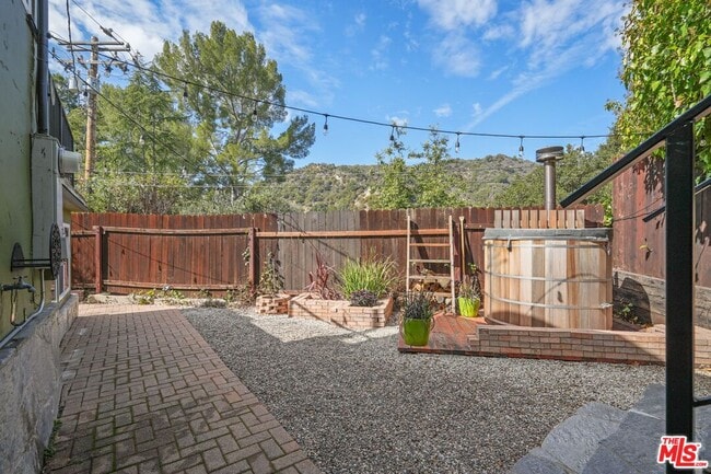 Building Photo - 21549 Summit Trail