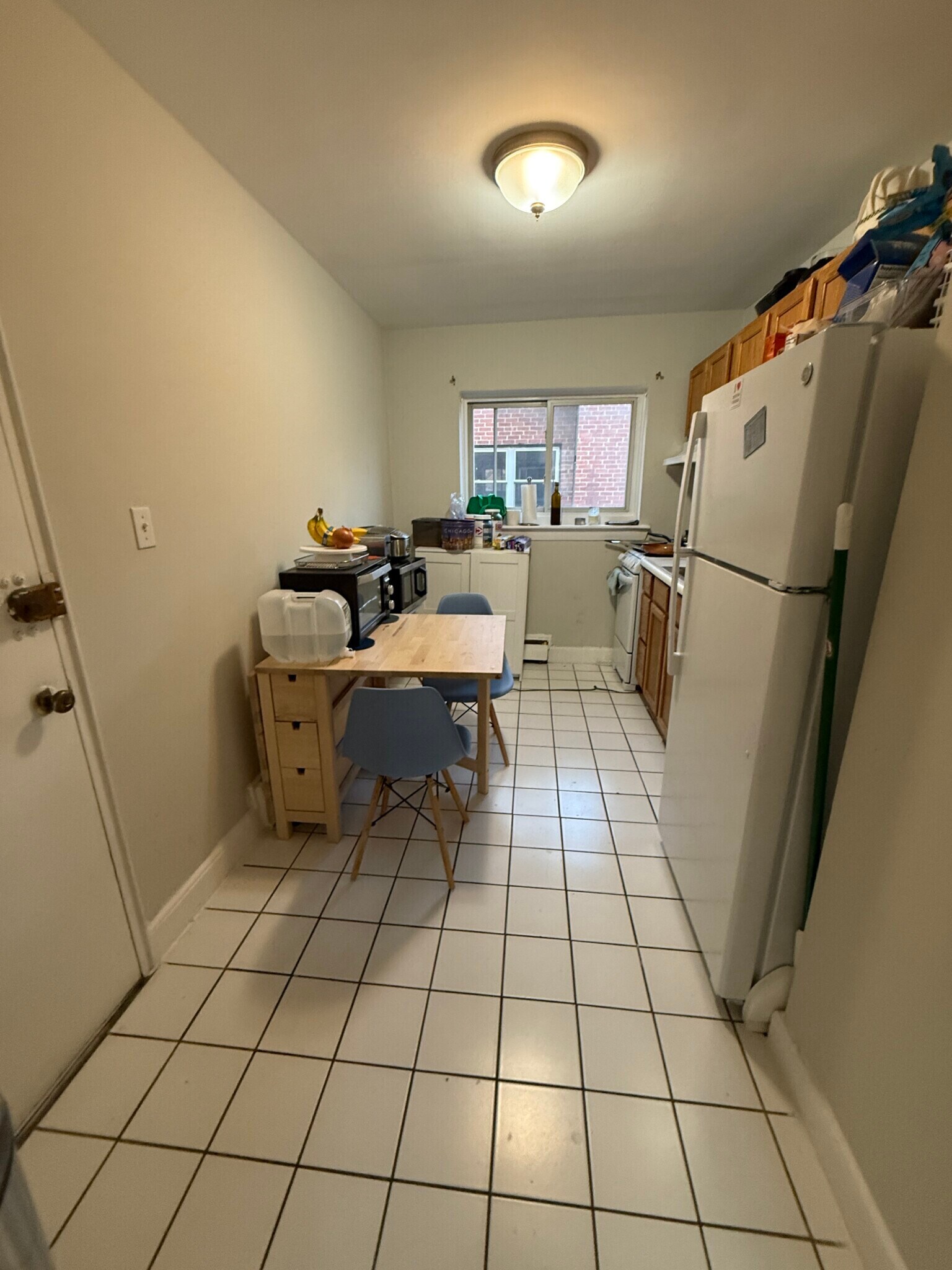 *Pictures are representative samples of the advertised unit. In some cases, the actual units you tou - 41 Selkirk Rd