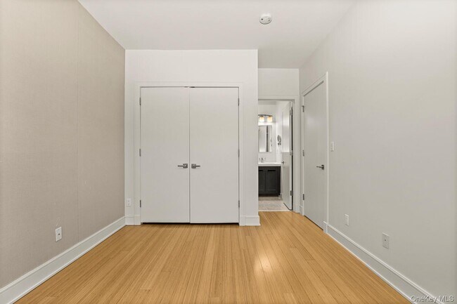 Building Photo - 343 Greenwich Ave