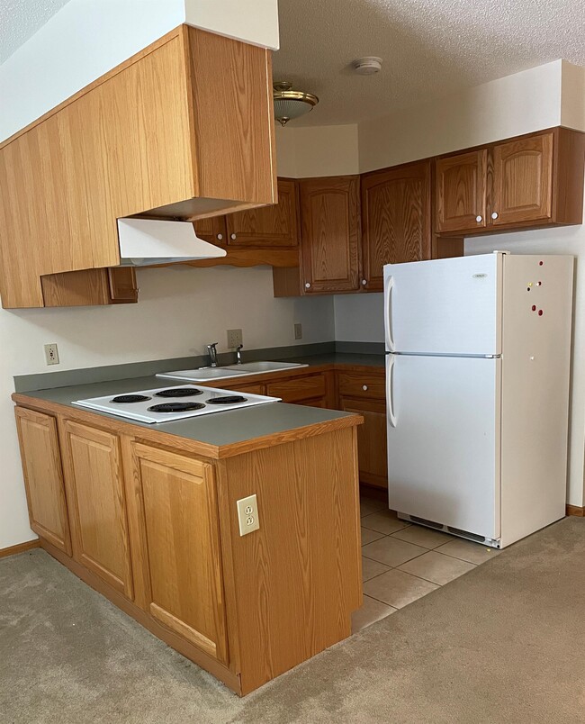 Building Photo - 521 24th St