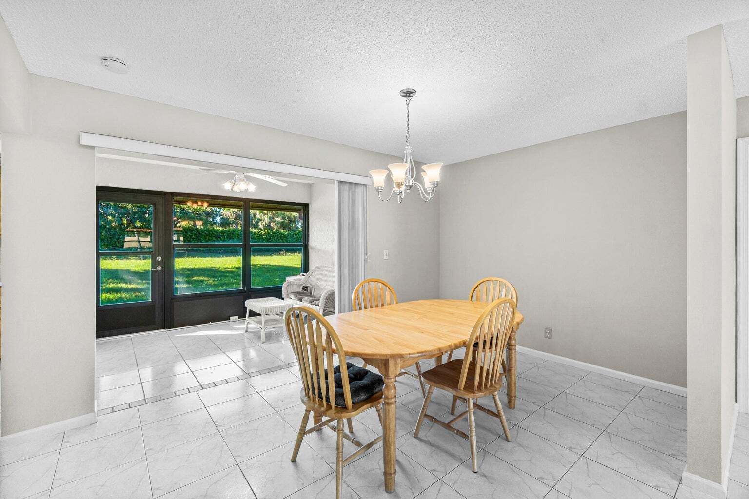 Building Photo - 4640 Rosewood Tree Ct