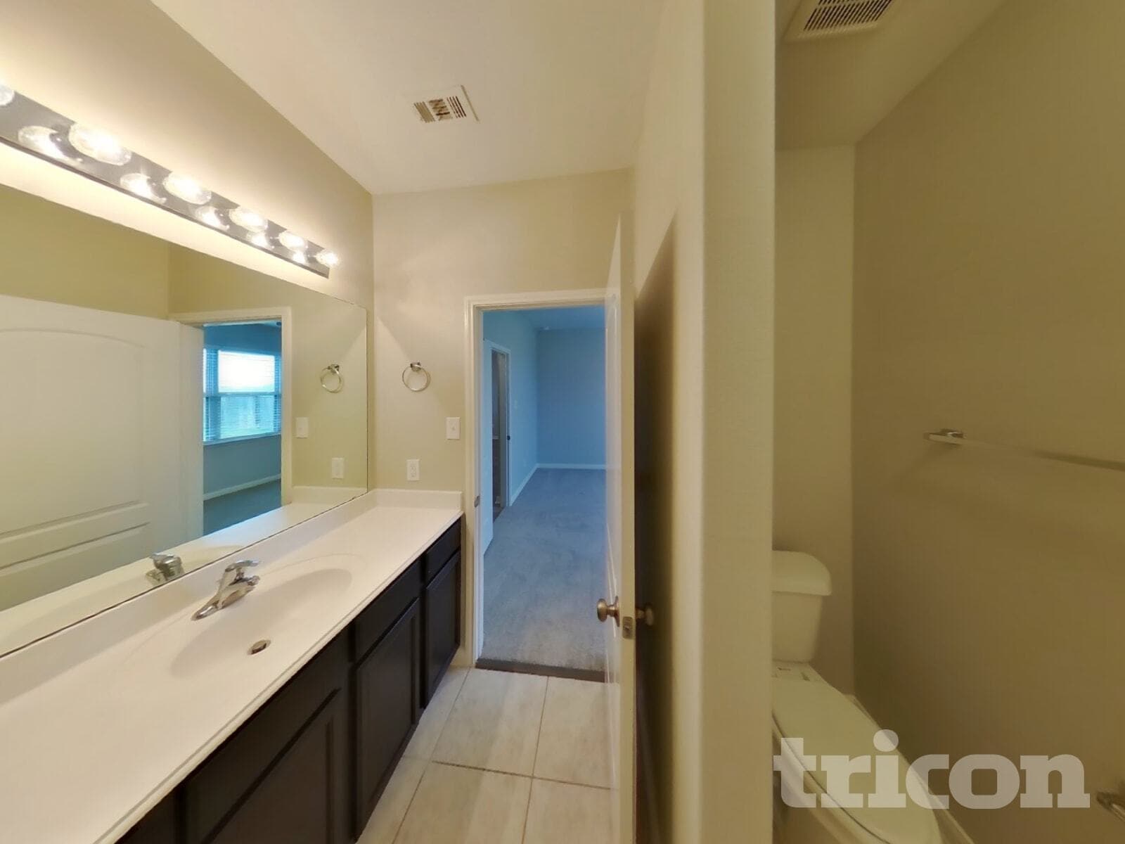 Building Photo - 211 Kennedy Dr