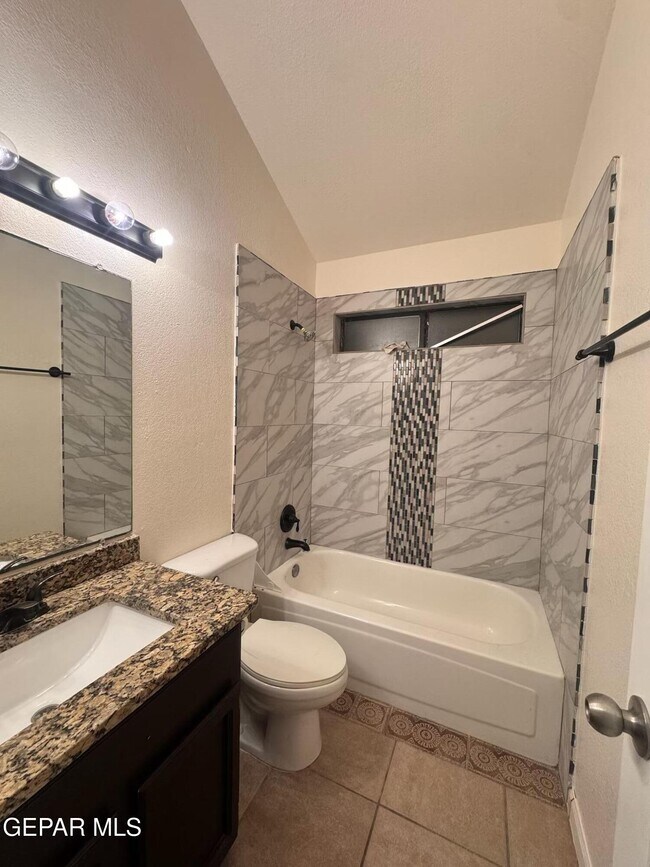Building Photo - 7721 Waterhouse Dr