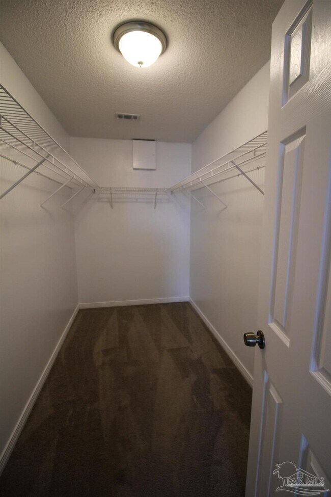 Building Photo - 3329 Tiller Ct