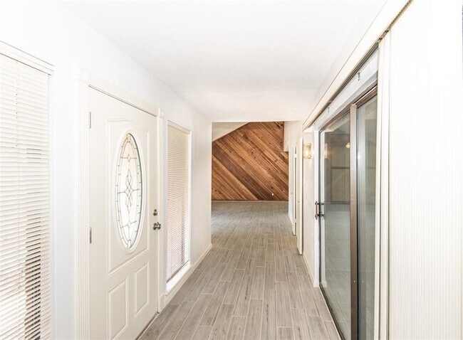 Building Photo - 1518 Durfey Ln