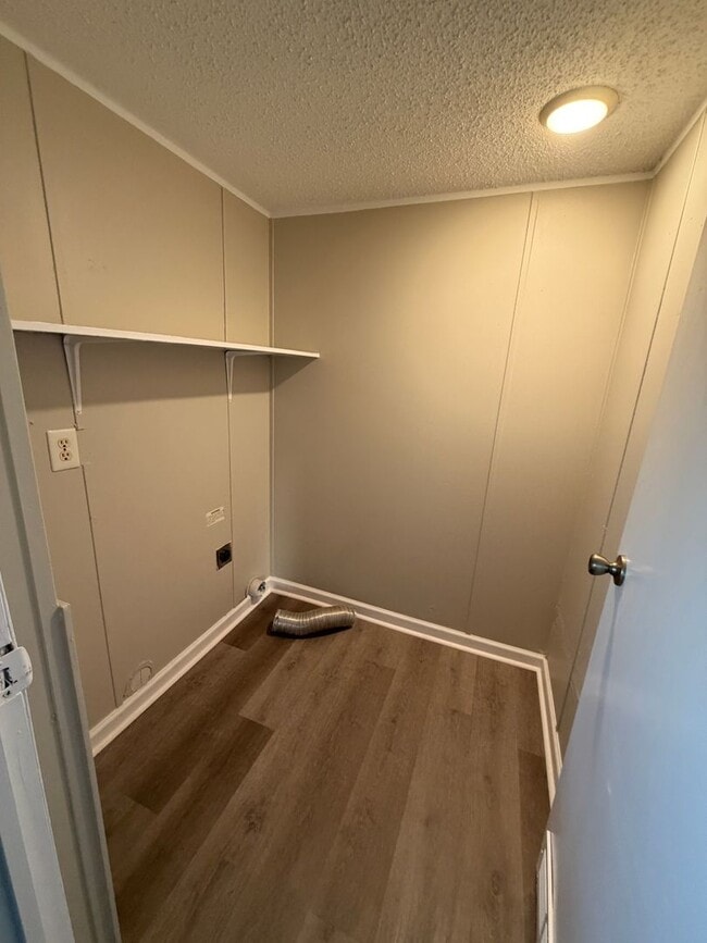 Building Photo - South Bossier - Remodeled - 2 Bed 2 Bath Home