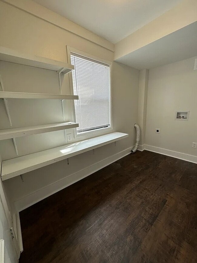 Building Photo - 2712 Garvin Rd NW