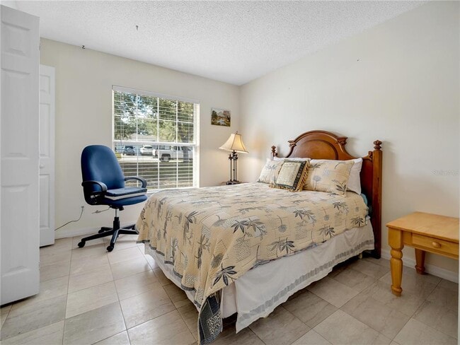 Building Photo - 15405 Margaux Dr