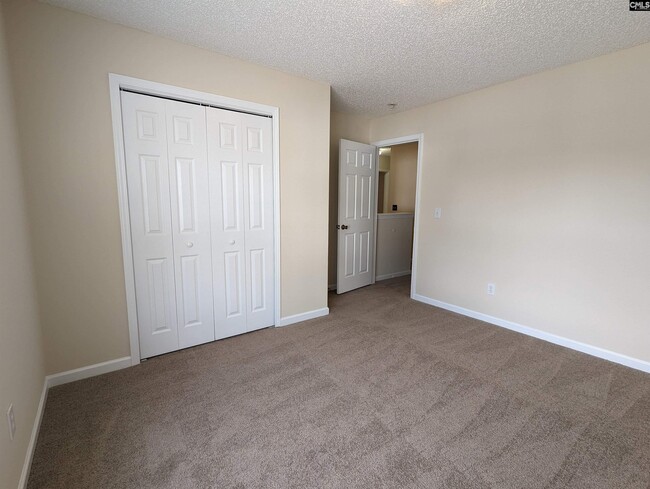 Building Photo - 19 Ironwood Way