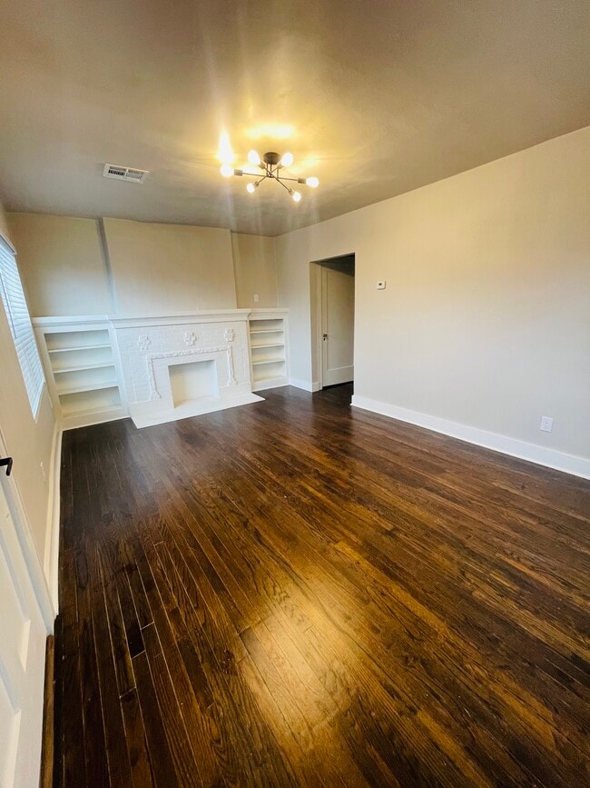 Building Photo - 2538 NW 21st St