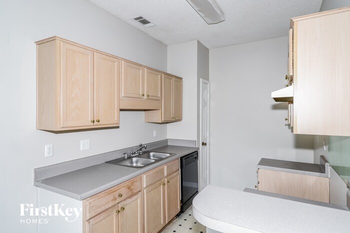 Building Photo - 1139 Brady Hollow Ln