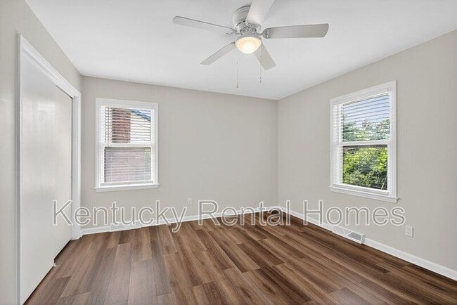 Building Photo - 3335 Wood Valley Ct