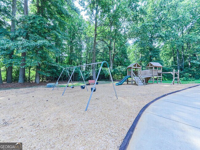Building Photo - 1540 Brookcliff Cir