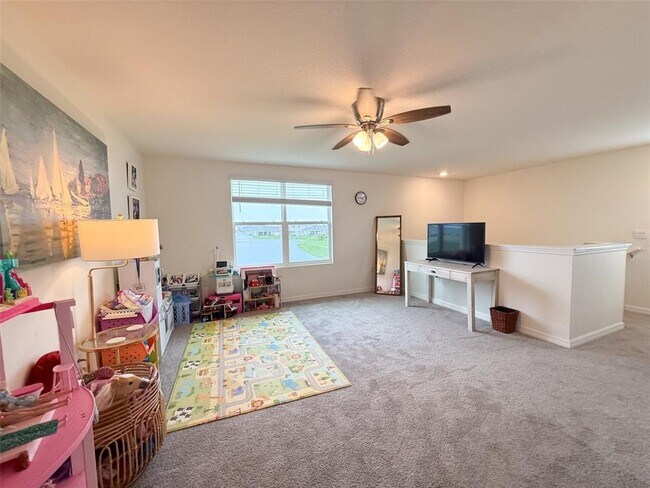 Building Photo - 10744 Chippewa Dr