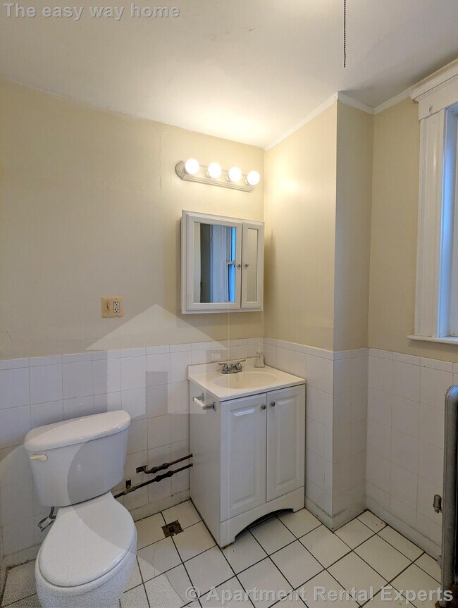 Building Photo - 6 Craigie Cir