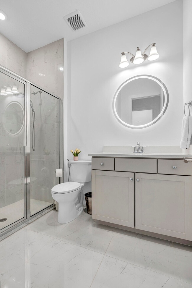 Building Photo - 5320 St Armands Way