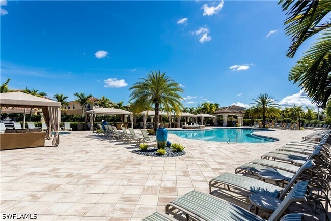 Building Photo - 13755 Luna Dr