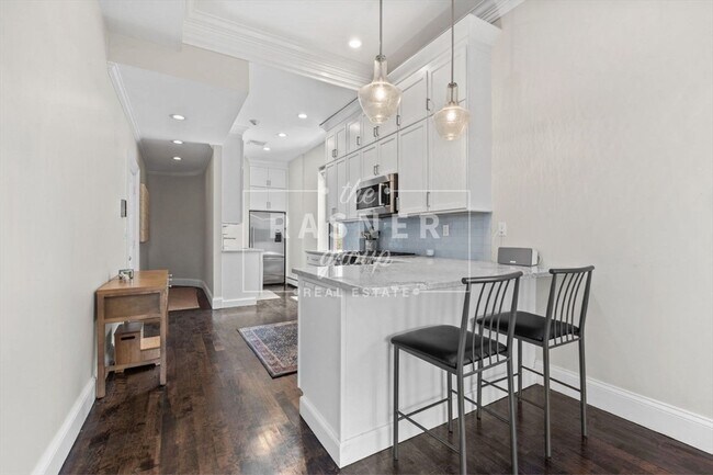 Building Photo - 366 W Broadway