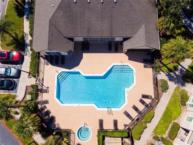 Building Photo - 1995 Erving Cir