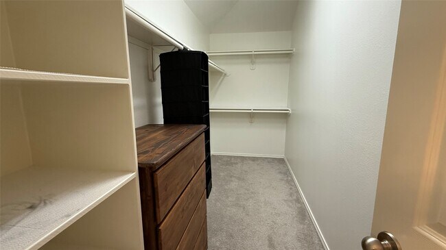 Building Photo - 25923 Hopson Meadows Dr