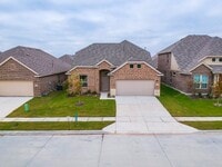 Building Photo - 7633 Spring Dr